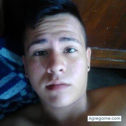 yunior23 chico soltero en San Cristóbal