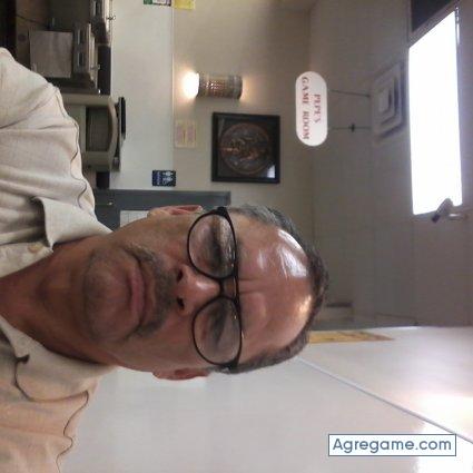 RobertoPerez1960 chico soltero en Dover