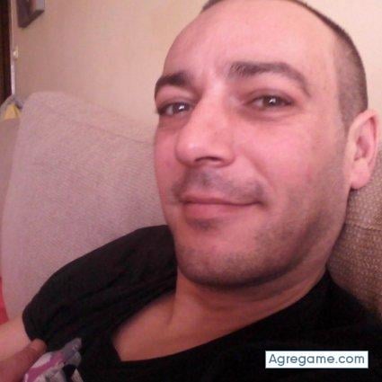 tocanerol chico soltero en Vigo