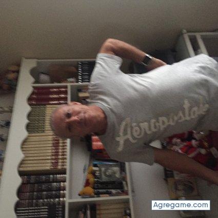 Richimontenegro chico divorciado en Quito