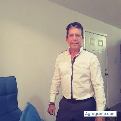 Hugomiguez chico divorciado en Miami