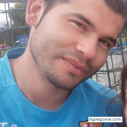 javierchaves chico casado en Bogotá