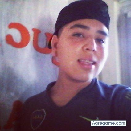 Lucaszz chico soltero en Boulogne