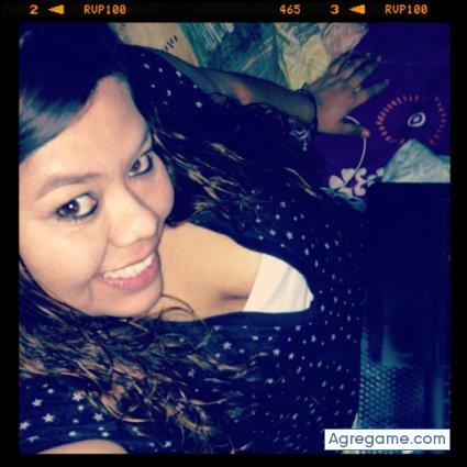 conyralda chica soltera en Santa Catarina Pinula