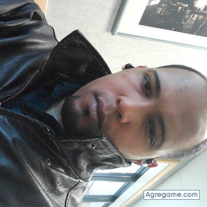 negrito chico soltero en Olathe