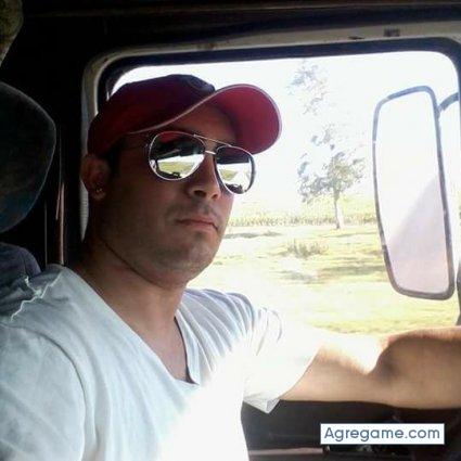 diegocardarelli chico soltero en Cipolletti