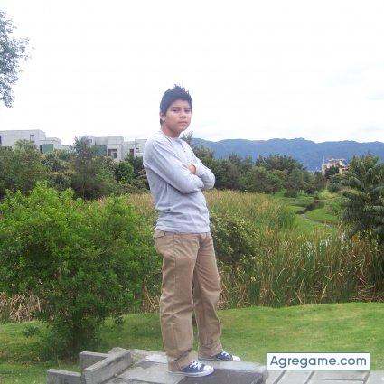 jhonedison chico soltero en Manizales