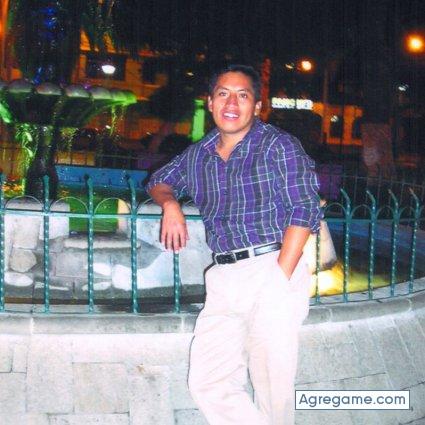 MARCO34 chico soltero en Quito