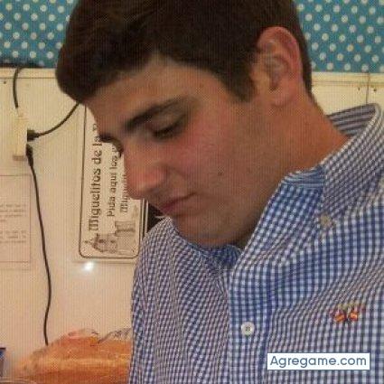 juanso92 chico soltero en Gelves