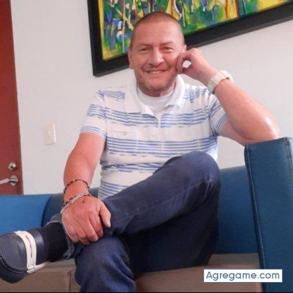 Manfred2021 chico soltero en Cota