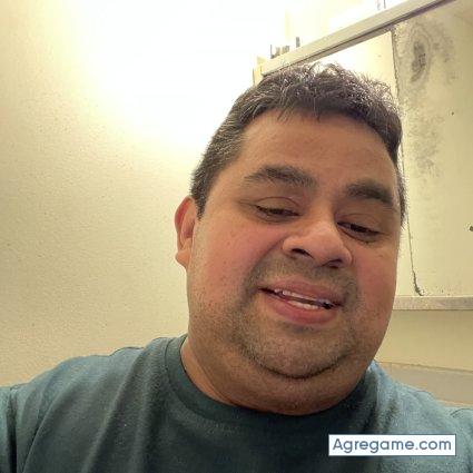 tonycalderon8820 chico soltero en Bedford Hills