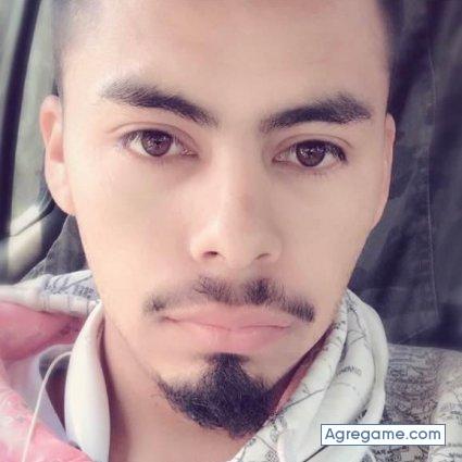 Juan0312 chico soltero en Raeford