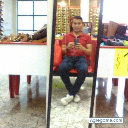 Henrii27 chico soltero en Ezequiel Montes