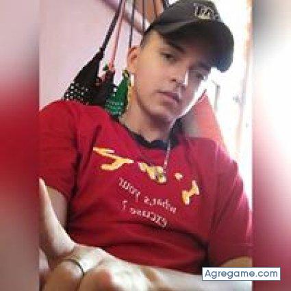 angelrivera5975 chico soltero en Villanueva
