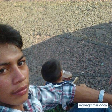 moimar chico soltero en Tecoluca