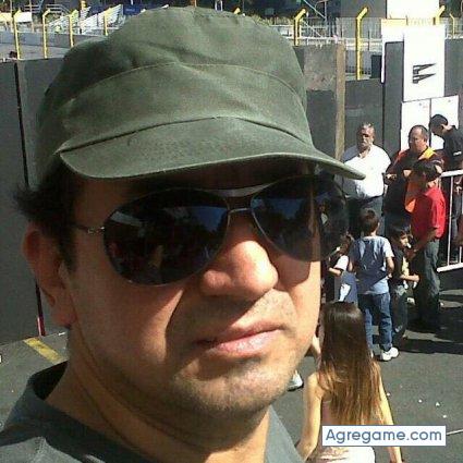 Fonsys chico soltero en Open Door