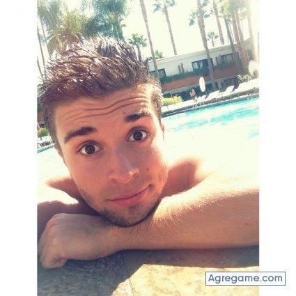 AlexMiller96 chico soltero en Moraditas De Taco