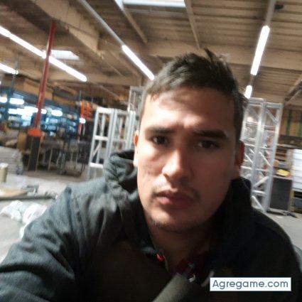 Machocojelon chico soltero en Los Angeles