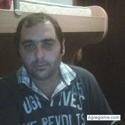 NENEPE chico soltero en Viladecans