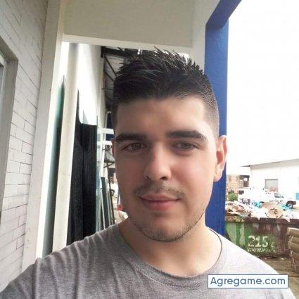 Morenilloo chico soltero en La Alberca