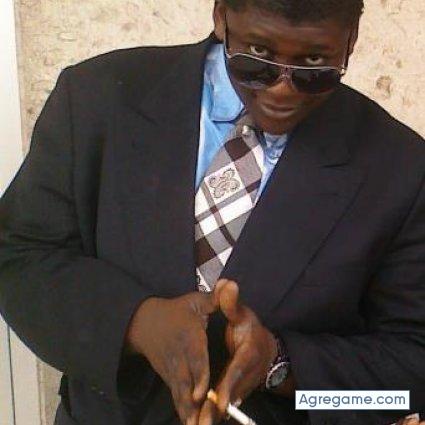 movado22 chico soltero en Pineda de mar