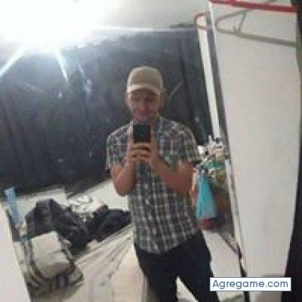 -uisdiaz chico soltero en Caracas