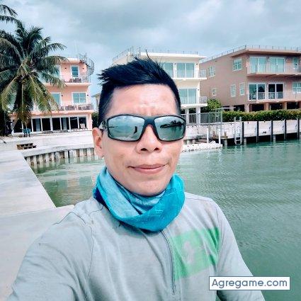 Antonijolomna chico soltero en Homestead