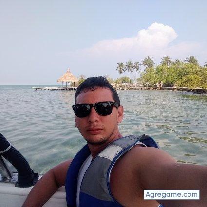 Totto93 chico soltero en Turbo