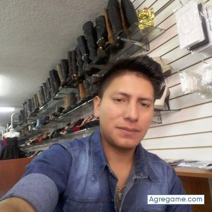 gonzalopoalasin chico soltero en Quito