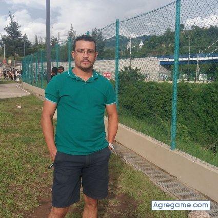 castelloncardoza chico soltero en Tegucigalpa