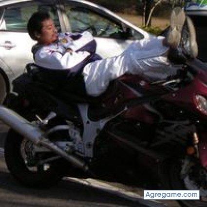 tatsuoinafuku chico soltero en 