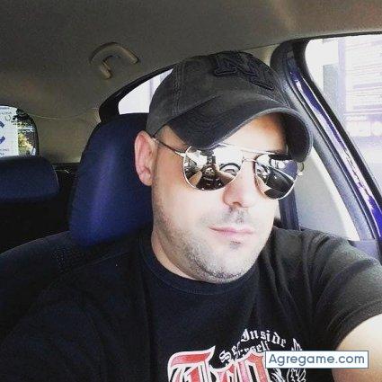 Gorkalp chico soltero en Irún