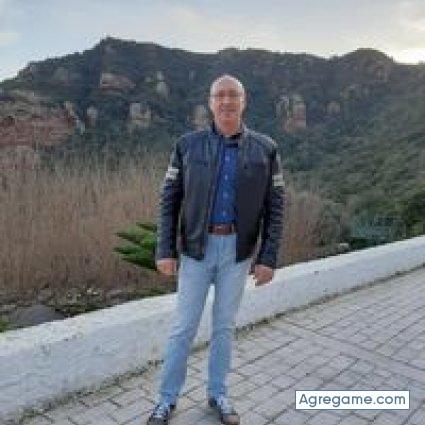 guillermoperez9712 chico soltero en Castelldefels