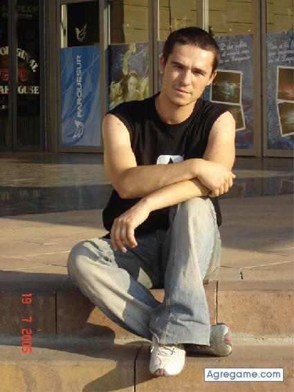 binoiu chico soltero en Madrid