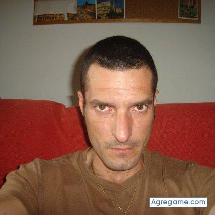 fontanerobros chico soltero en Parets del valles