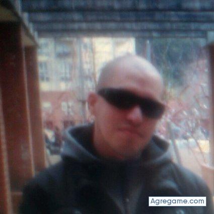 gusfer31 chico soltero en Saron