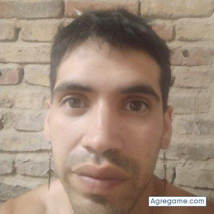 Alejandro198934 chico soltero en Lanús