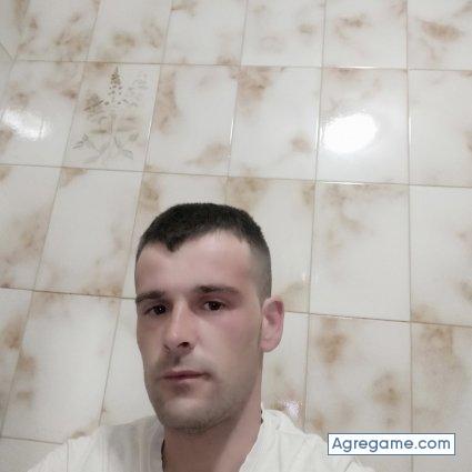 Julveranran chico soltero en Vilalba