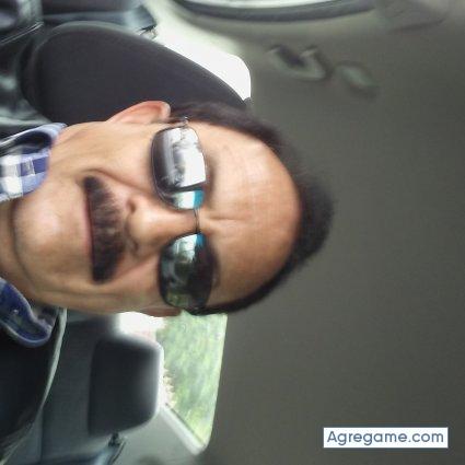 Chatolindo chico soltero en Los Angeles