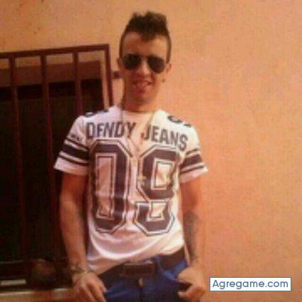 neyma chico soltero en Casas Ibañez