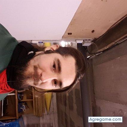 Viper33 chico soltero en Los Caparroses Pulpi