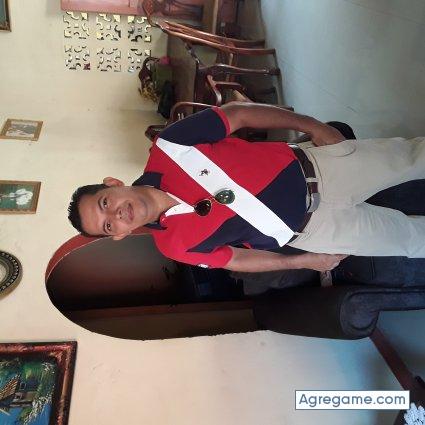 82679381 chico soltero en Rivas