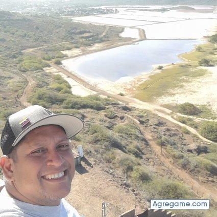 Richardcm2 chico soltero en La Guaira