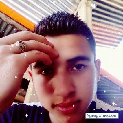 Osilverio chico soltero en Santiago Atitlan