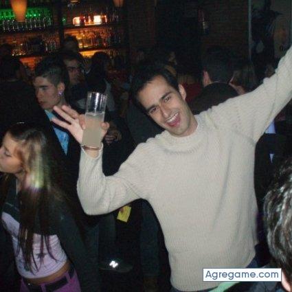 Choluras chico soltero en Madrid