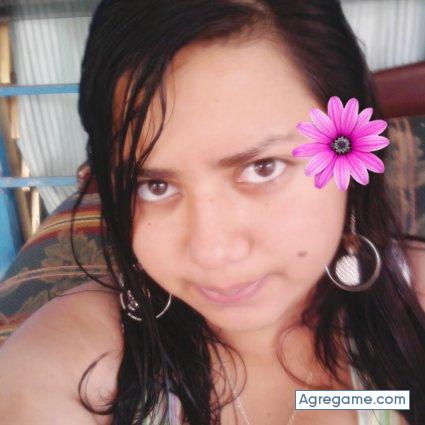 zully chica casada en Isla