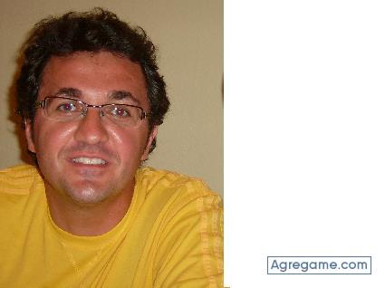 ECCEHOMO chico soltero en Puerto Real
