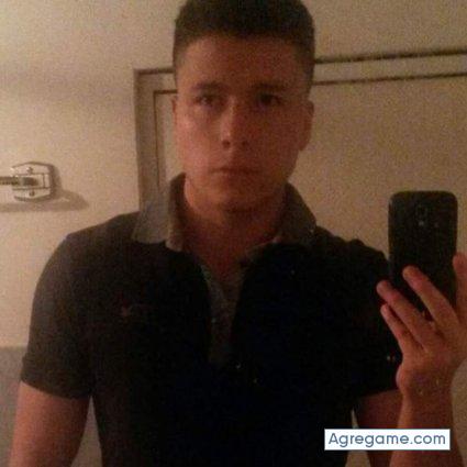 Magno05 chico soltero en Pajas Blancas