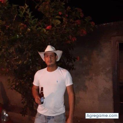 moises23cm chico soltero en Naguanagua