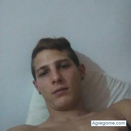 Roniv chico soltero en Santa Amalia